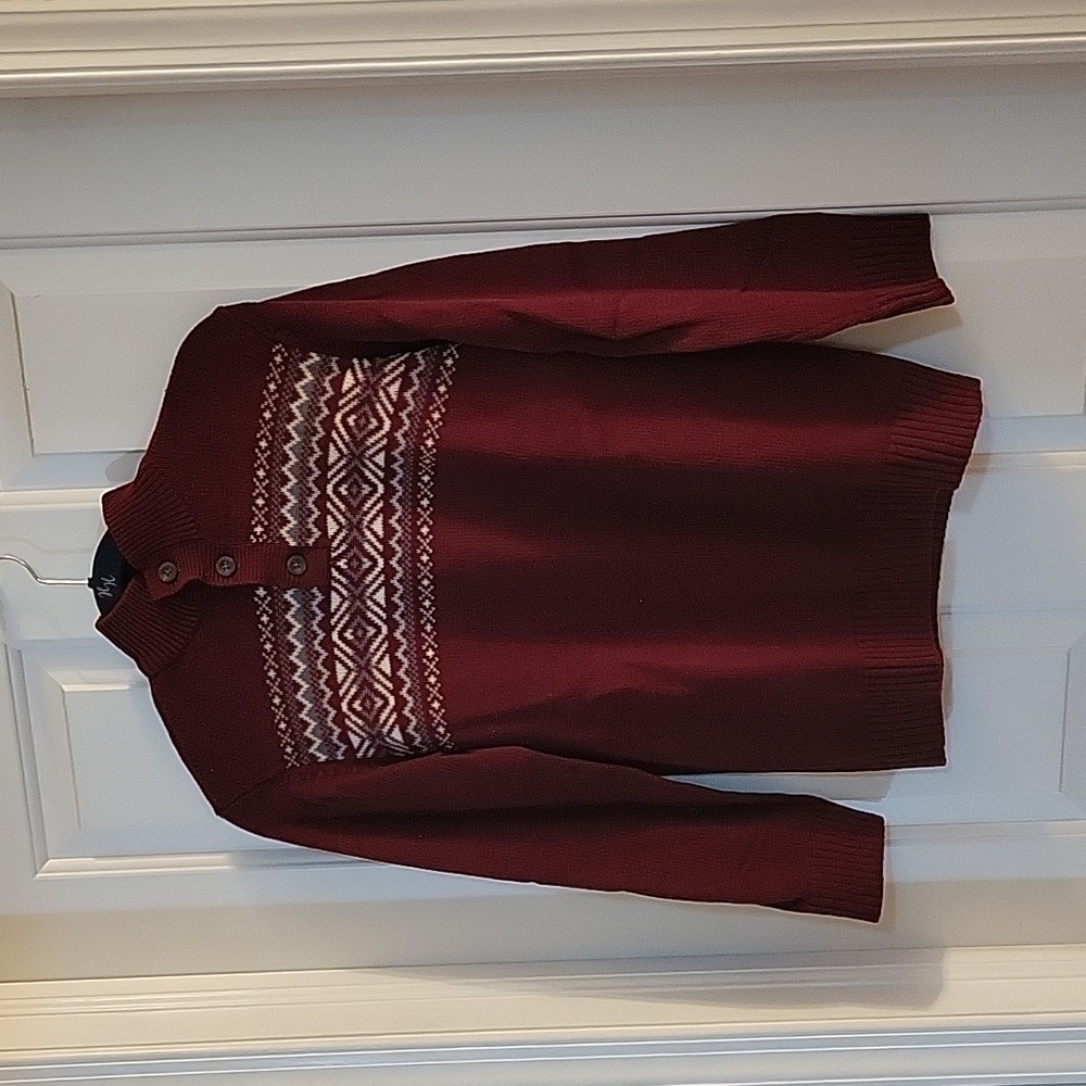 Childrens place burgandy and white sweater large 10/12